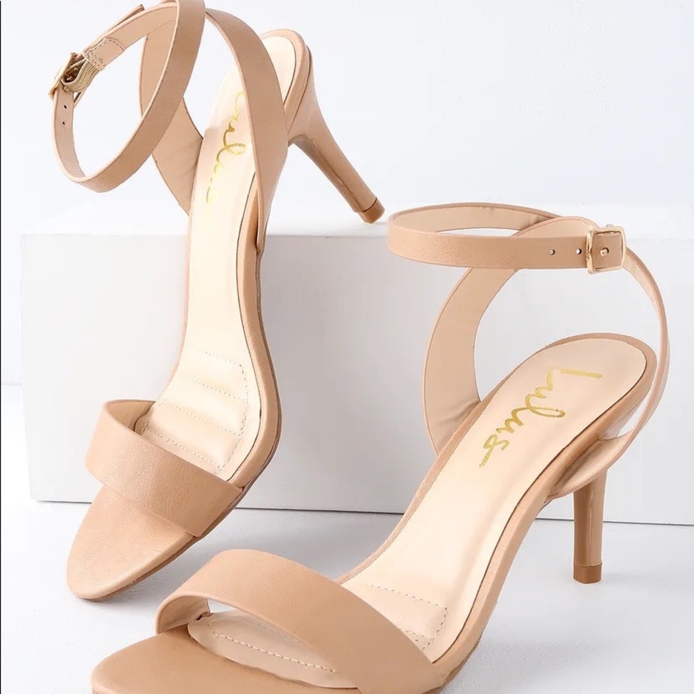 Lulu’s Hunter Natural Ankle Strap Heels